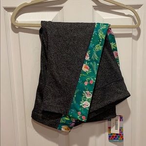 LuLaRoe 2XL Grey Green Floral Jade Fitness Crop